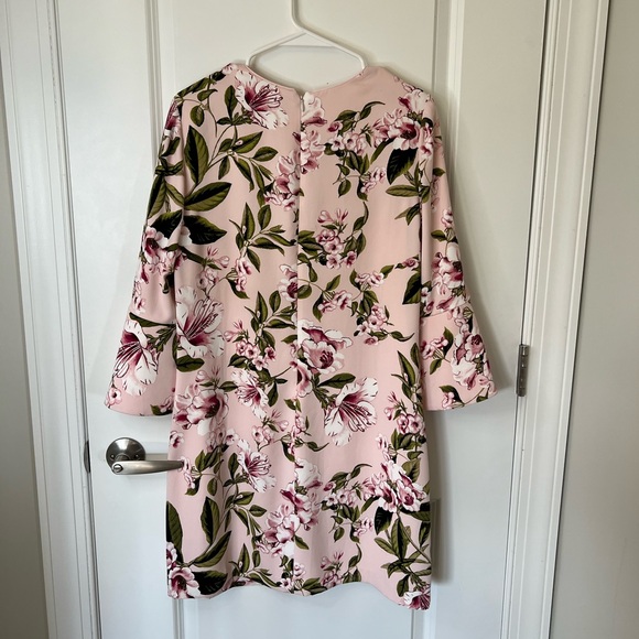 White House Black Market Floral Dress - Picture 6 of 6